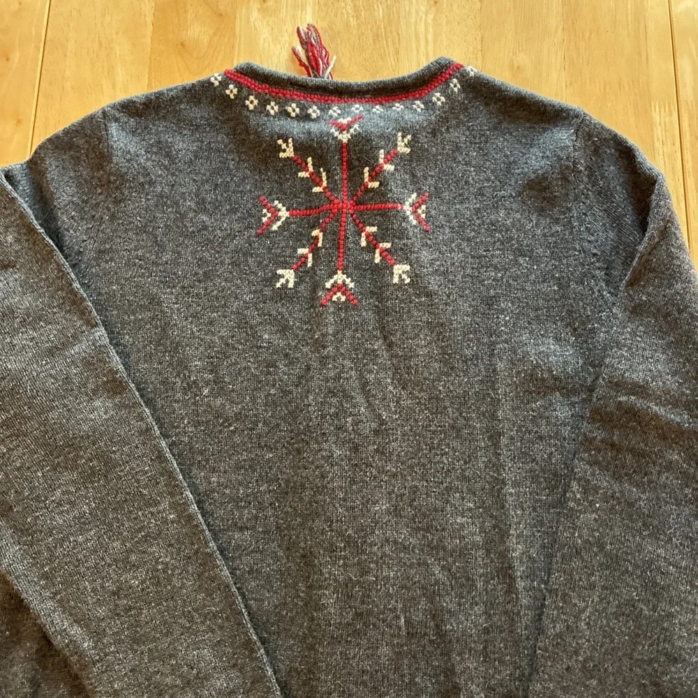 Field Gear  100% Lambs Wool Snowflake Sweater Size Large Women's